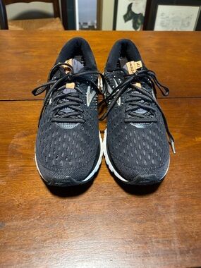 Brooks Women’s Glycerin 16 Black/Orange Size 8.5 Style 1102891D069